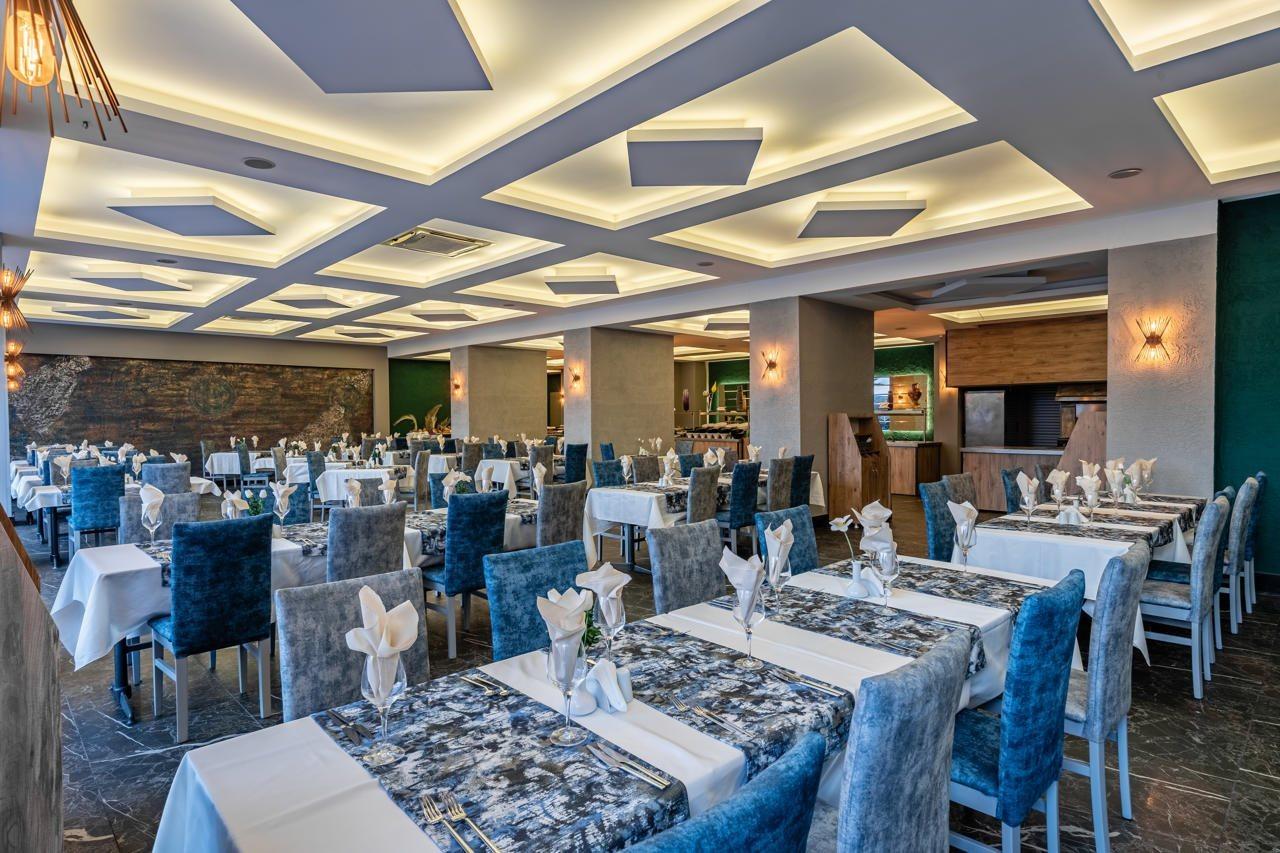 Royal Palace Kusadasi Hotel エクステリア 写真