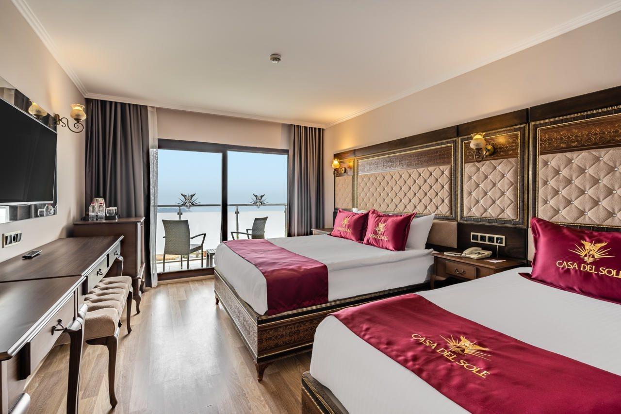 Royal Palace Kusadasi Hotel エクステリア 写真