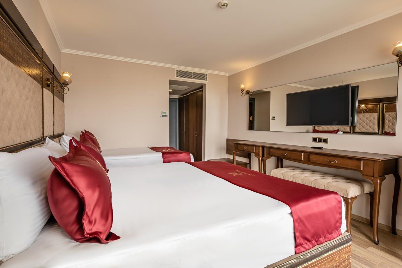 Royal Palace Kusadasi Hotel エクステリア 写真